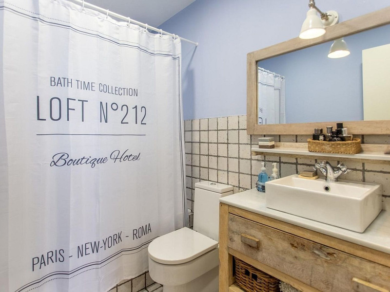 Luxury Single-Storey Home with Pool in Sant Vicenc de Montalt, Barcelona. Photo:  41