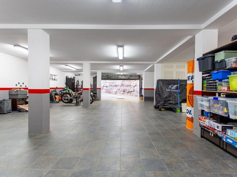 Luxury Single-Storey Home with Pool in Sant Vicenc de Montalt, Barcelona. Photo:  53