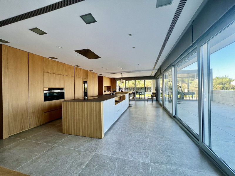 Luxury villa with panoramic views in Roses, Costa Brava. Photo:  2