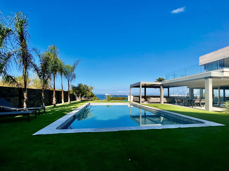 Luxury villa with panoramic views in Roses, Costa Brava. Photo:  5
