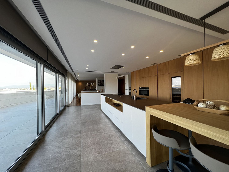 Luxury villa with panoramic views in Roses, Costa Brava. Photo:  12