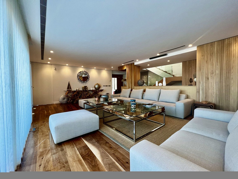 Luxury villa with panoramic views in Roses, Costa Brava. Photo:  15