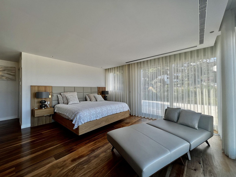 Luxury villa with panoramic views in Roses, Costa Brava. Photo:  27