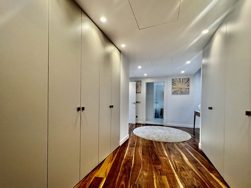 Luxury villa with panoramic views in Roses, Costa Brava. Photo:  47