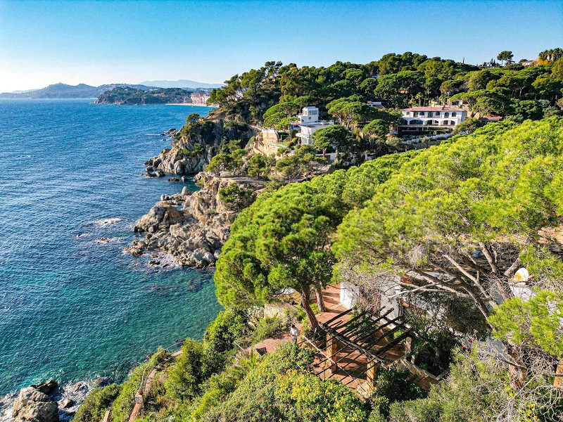 Mediterranean villa with direct beach access in Sant Antoni de Calonge, Costa Brava. Photo:  2