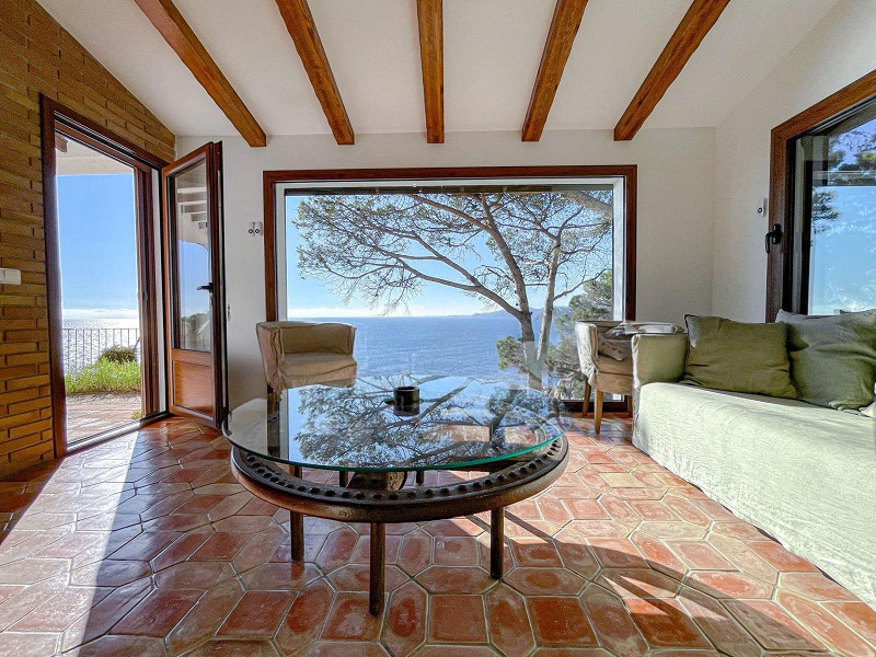Mediterranean villa with direct beach access in Sant Antoni de Calonge, Costa Brava. Photo:  5