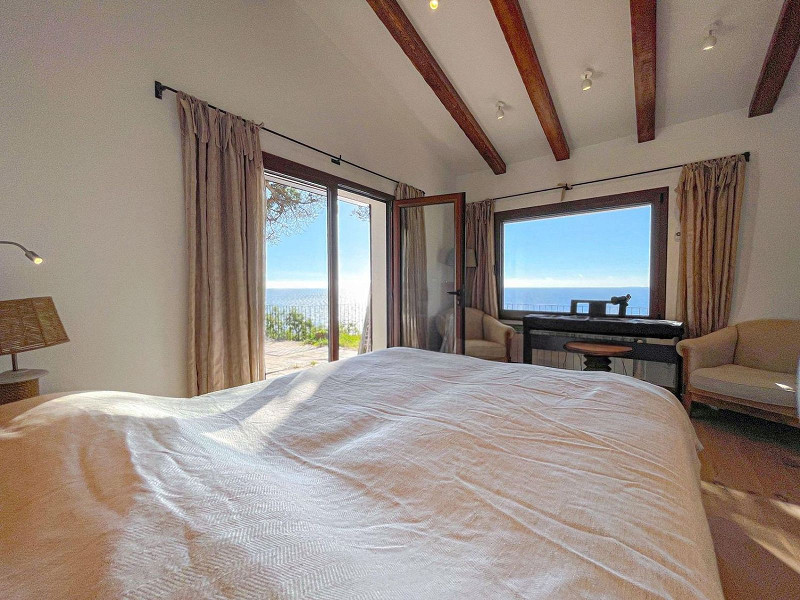 Mediterranean villa with direct beach access in Sant Antoni de Calonge, Costa Brava. Photo:  15