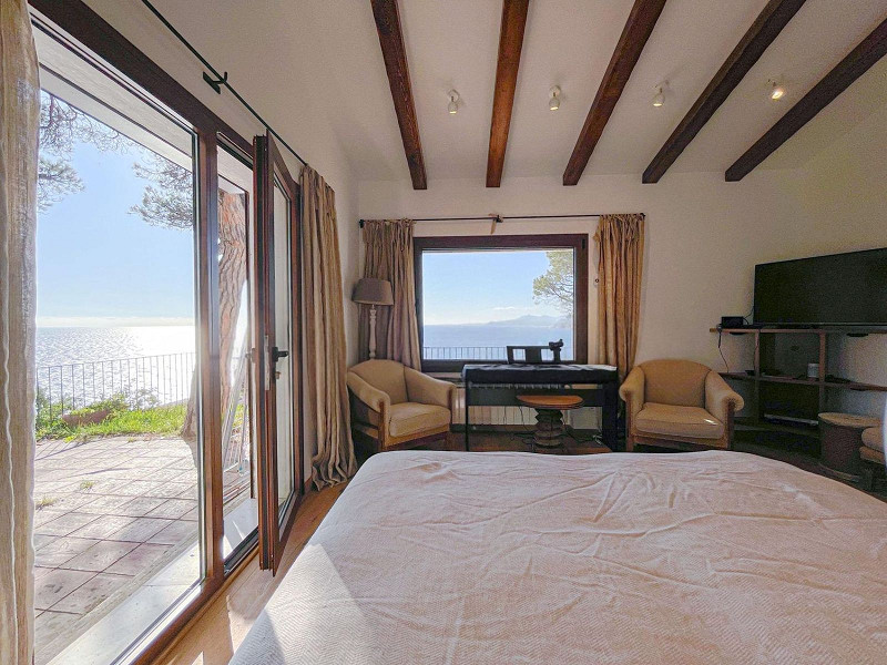 Mediterranean villa with direct beach access in Sant Antoni de Calonge, Costa Brava. Photo:  16