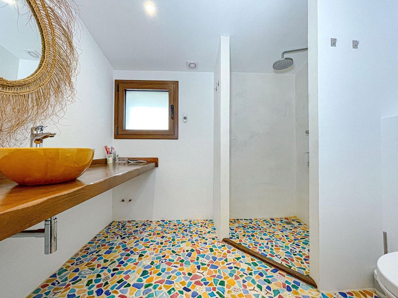 Mediterranean villa with direct beach access in Sant Antoni de Calonge, Costa Brava. Photo:  23