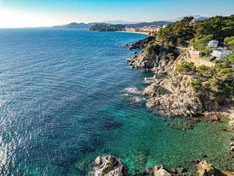 Mediterranean villa with direct beach access in Sant Antoni de Calonge, Costa Brava. Photo:  32