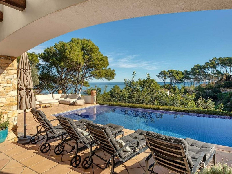 Sea-view Villa in Sa Riera, Begur – Costa Brava. Photo:  6