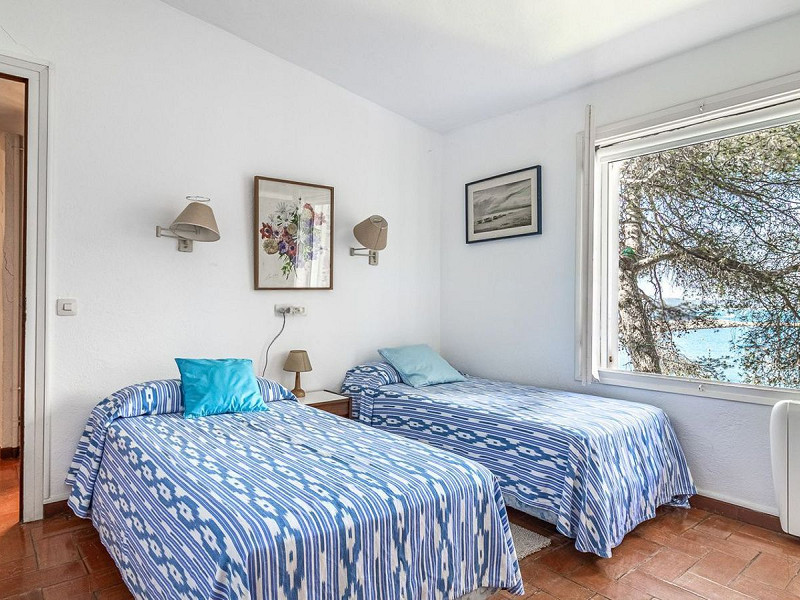 House with Panoramic Sea Views in L’Estartit, Costa Brava. Photo:  17