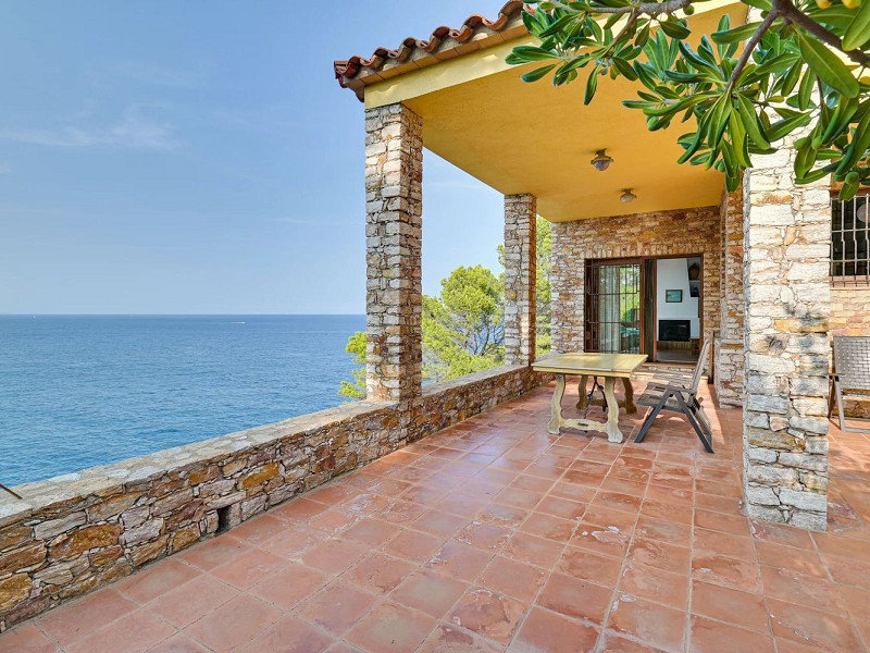 Exclusive Mediterranean Villa with Sea Views – Begur, Costa Brava. Photo:  50