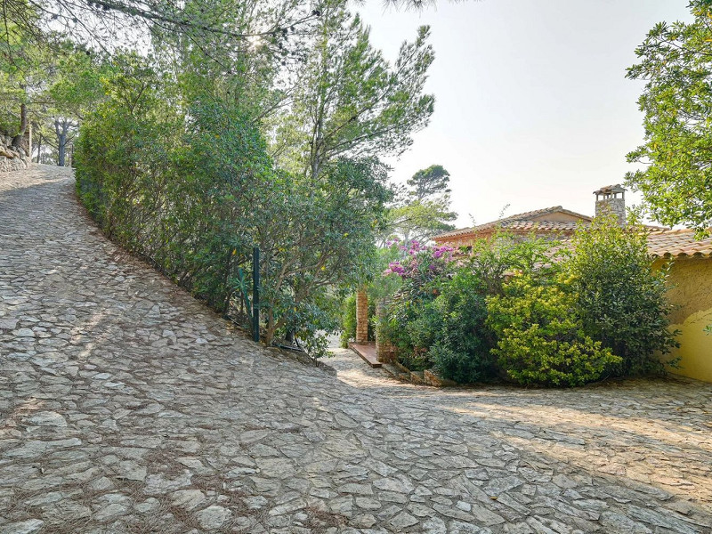 Exclusive Mediterranean Villa with Sea Views – Begur, Costa Brava. Photo:  55