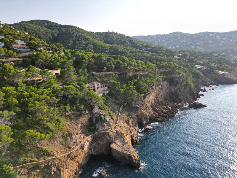 Exclusive Mediterranean Villa with Sea Views – Begur, Costa Brava. Photo:  58