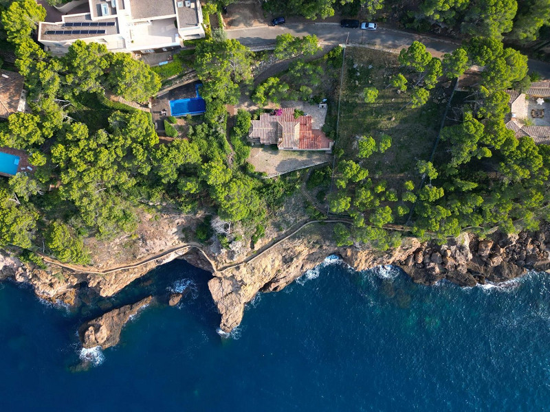 Exclusive Mediterranean Villa with Sea Views – Begur, Costa Brava. Photo:  59