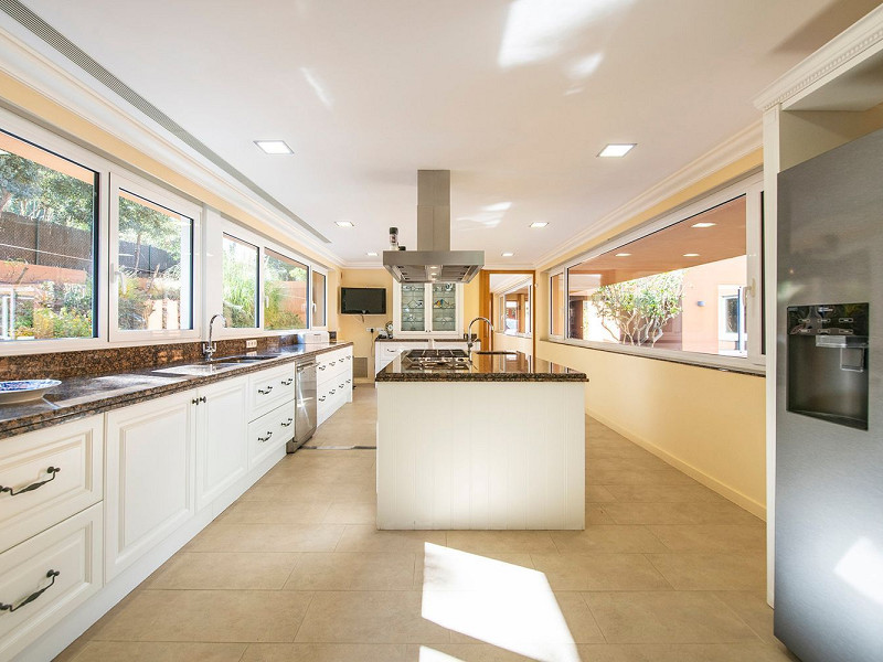 Mediterranean Villa with Pool and Sea Views – Aiguablava / Begur. Photo:  32