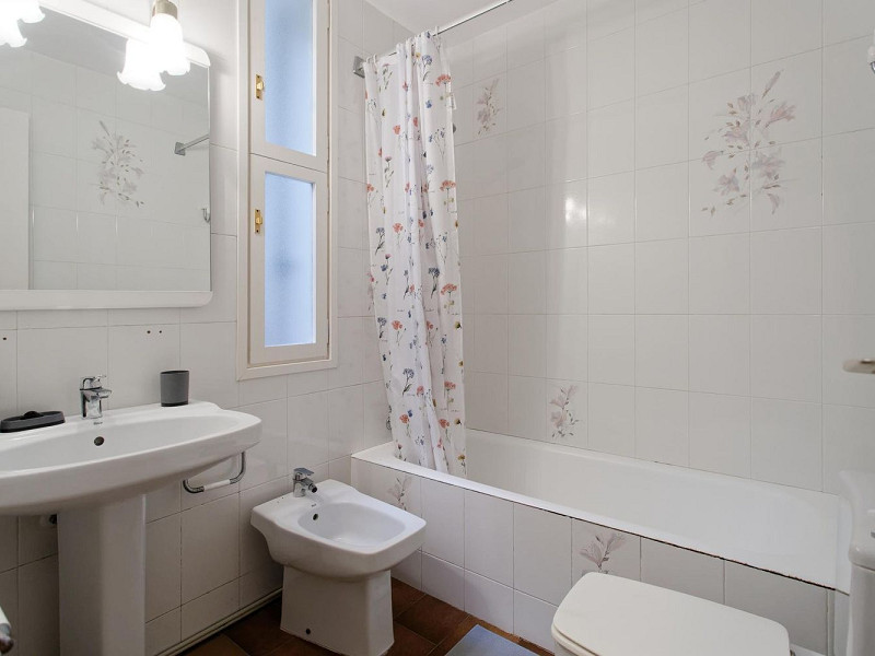 Exclusive seafront villa in Cala Sa Forcanera, Blanes. Photo:  21