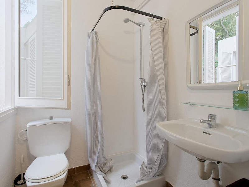 Exclusive seafront villa in Cala Sa Forcanera, Blanes. Photo:  22