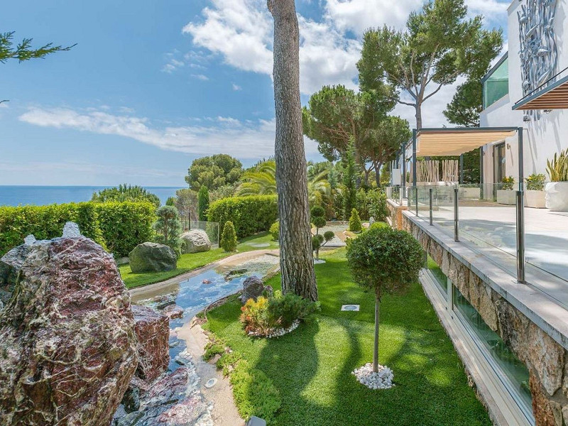 Contemporary Villa with Sea Views in Torrevalentina, Sant Antoni de Calonge. Photo:  17