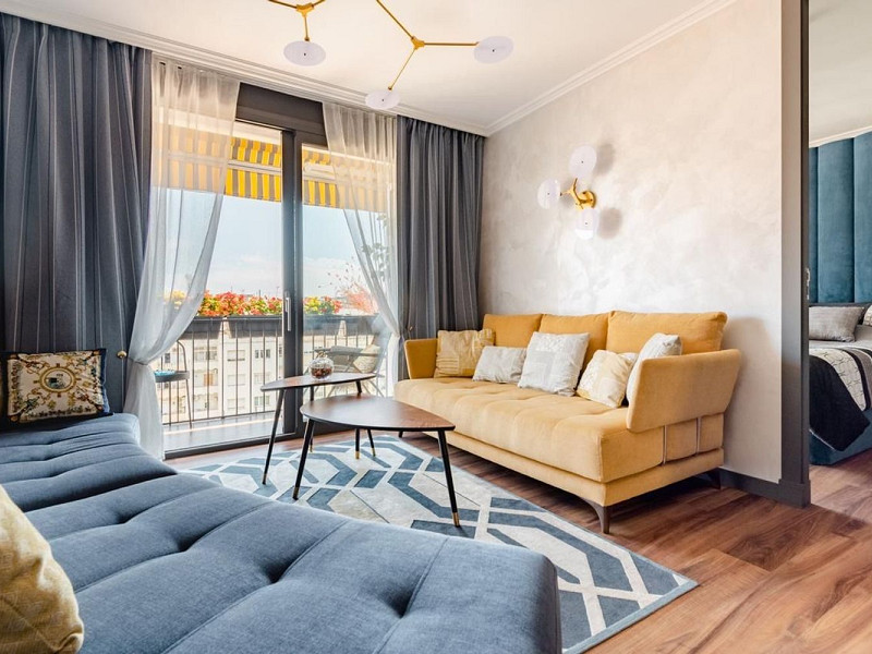 Renovated Penthouse with Charm in Eixample – Barcelona. Photo:  8