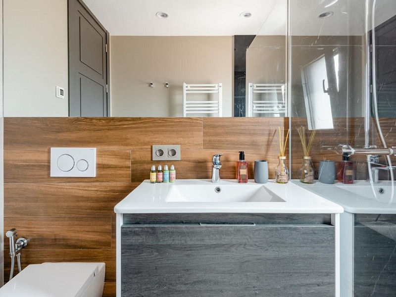 Renovated Penthouse with Charm in Eixample – Barcelona. Photo:  9