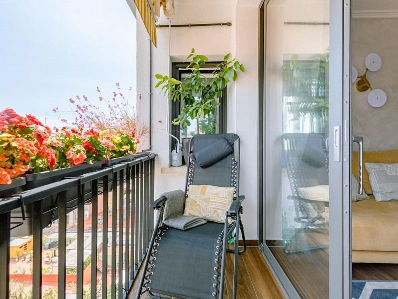 Renovated Penthouse with Charm in Eixample – Barcelona. Photo:  10