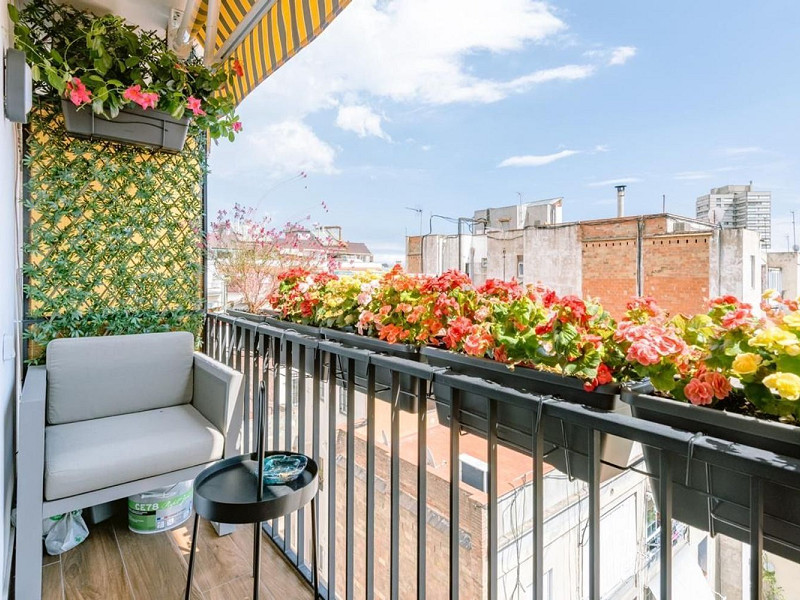 Renovated Penthouse with Charm in Eixample – Barcelona. Photo:  15