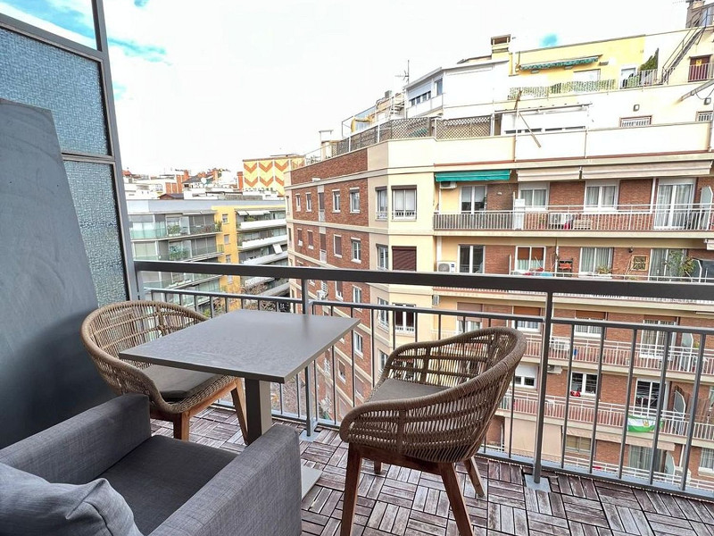 Apartment in Entenca/Corsega – Design and Comfort in Central Barcelona. Photo:  3