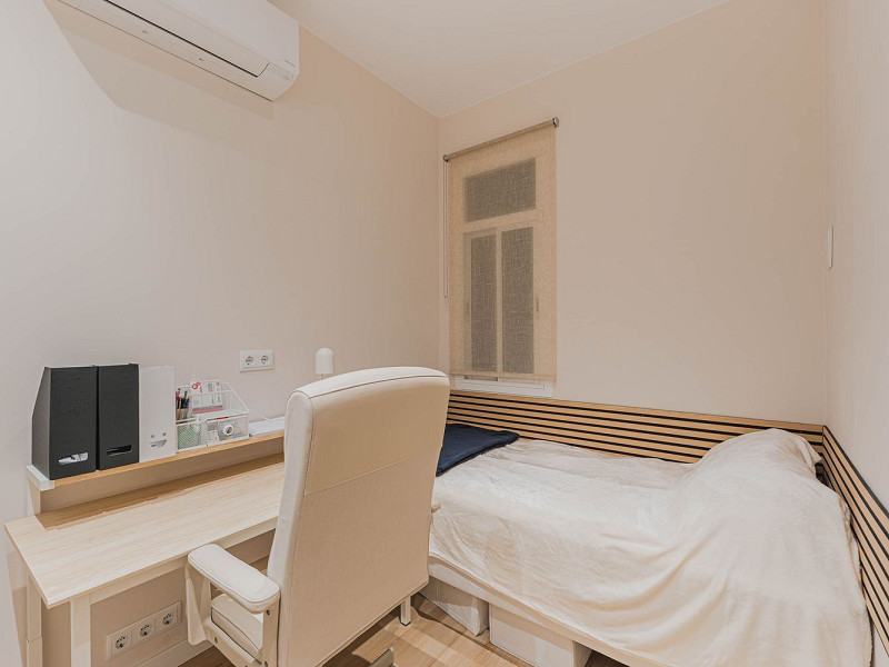 Newly Renovated Apartment with Balcony in Nova Esquerra de l’Eixample, Barcelona. Photo:  25