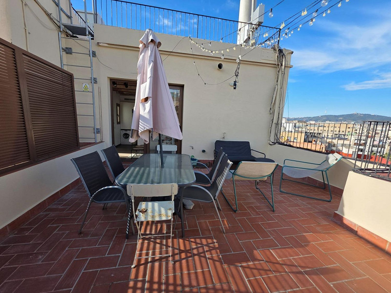 Charming penthouse with terraces in the heart of Barcelona. Photo:  25