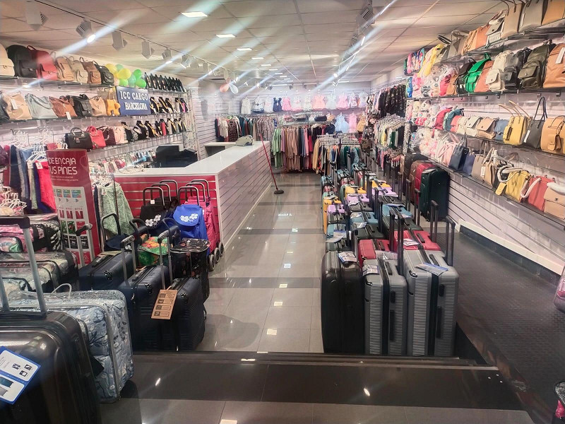 Retail unit in Ciutat Vella, Barcelona. Photo:  3