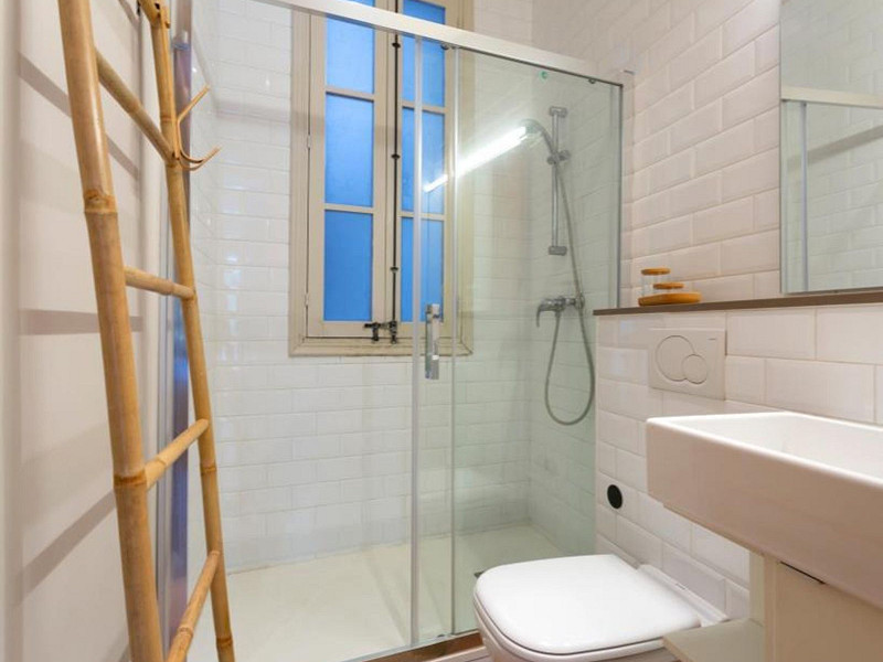 Edificio Residencial en Venta – Centro de Barcelona. Foto:  12