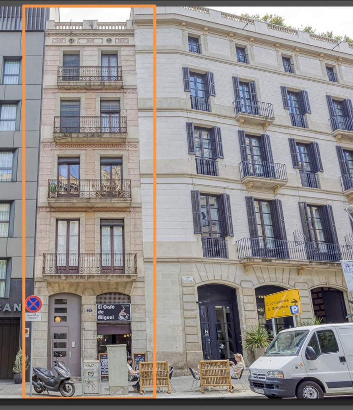 Edificio Residencial en Venta – Centro de Barcelona