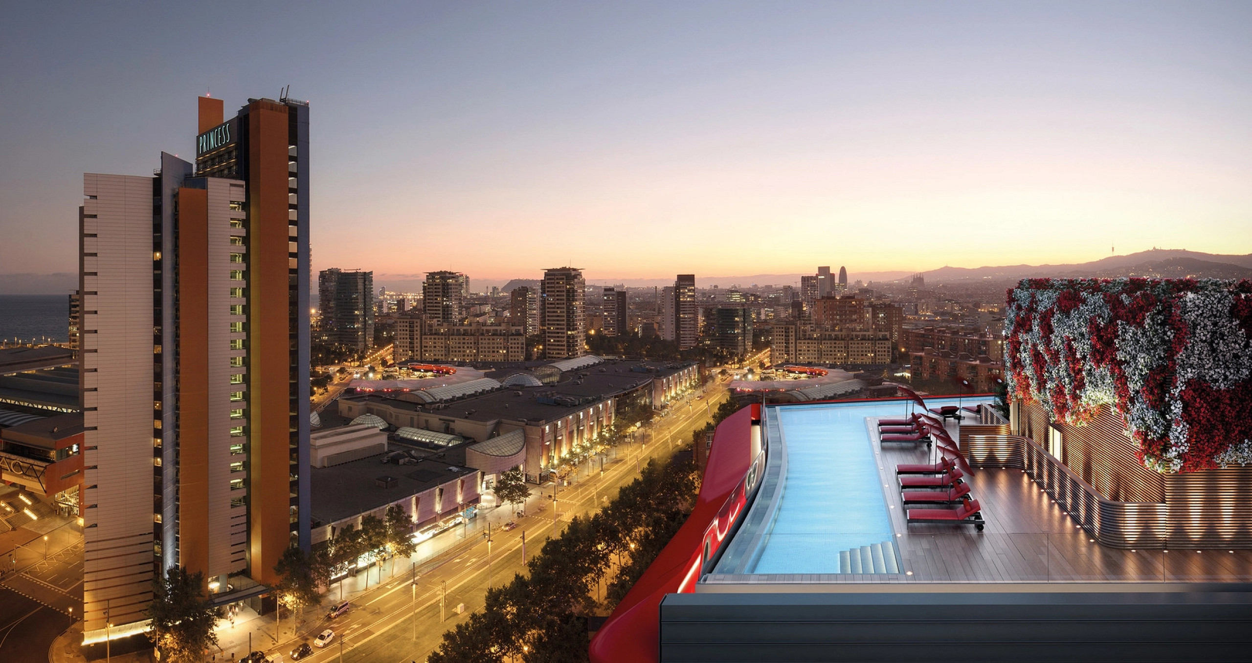 Luxury New Penthouse on the First Line of the Sea in Diagonal Mar, Barcelona