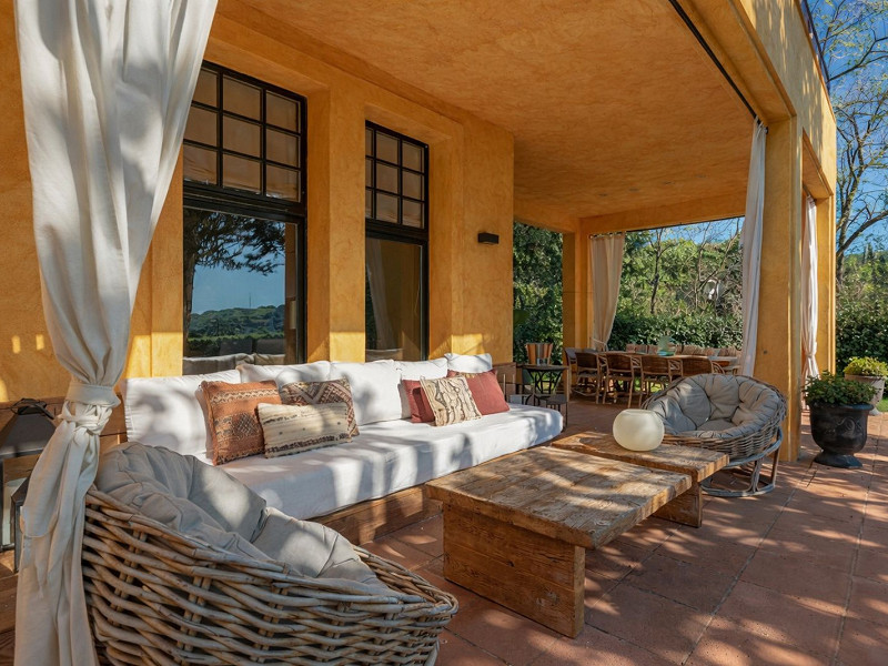 Эксклюзивная вилла для летней аренды в Сант-Андреу-де-Льяванерес, Коста-дель-Маресме. Фото:  14