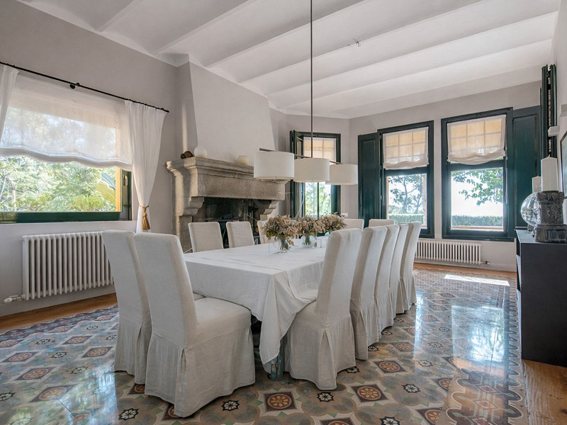 Эксклюзивная вилла для летней аренды в Сант-Андреу-де-Льяванерес, Коста-дель-Маресме. Фото:  29