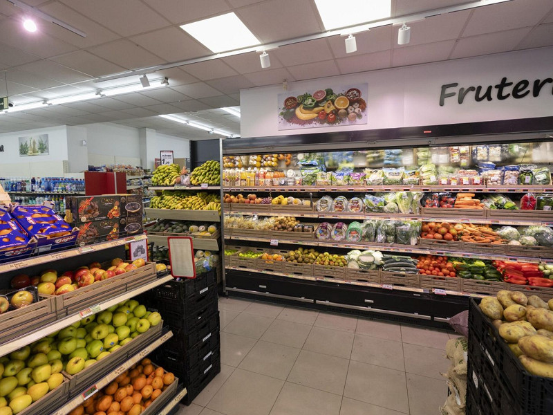 Коммерческое помещение с арендатором – улица Tallers, Барселона. Фото:  1