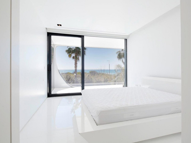 Роскошная вилла у моря в Гава Мар, Барселона. Фото:  31