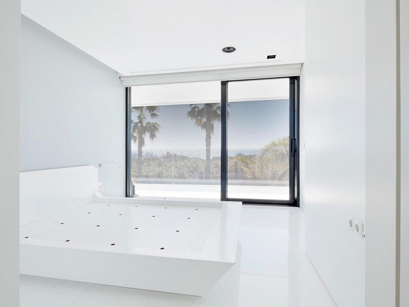 Роскошная вилла у моря в Гава Мар, Барселона. Фото:  33