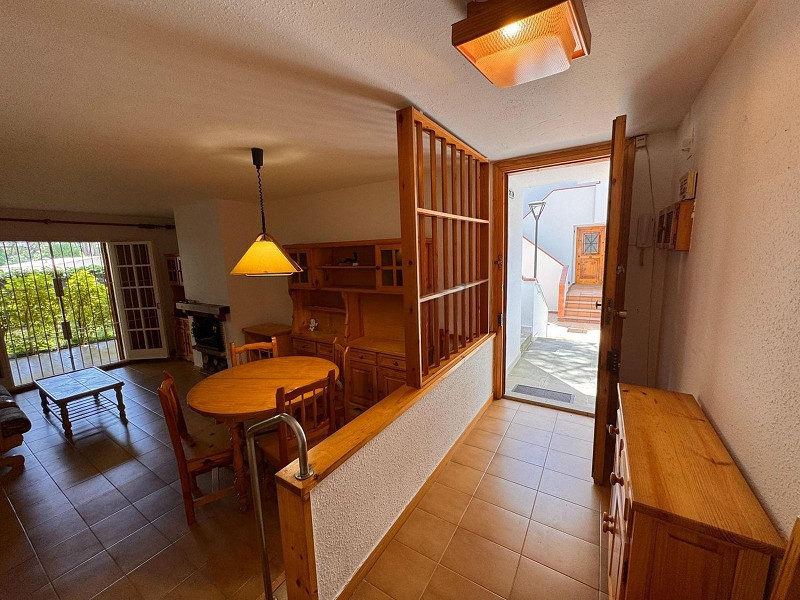 Квартира на первом этаже с частным садом и бассейном, 20 м от пляжа в Platja d’Aro, Коста-Брава. Фото:  17