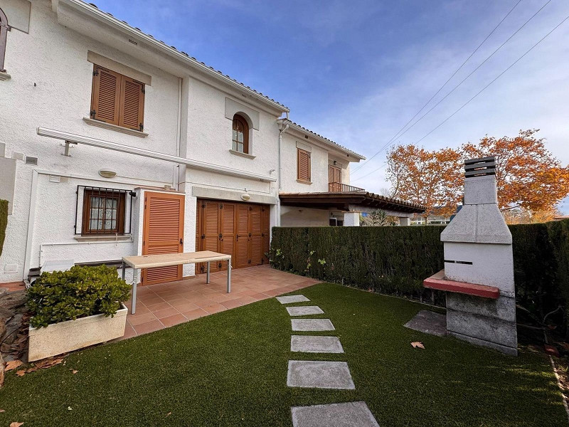 Таунхаус рядом с пляжем Сант-Поль, Коста Брава. Фото:  2