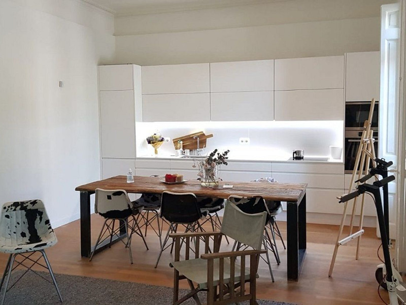 Отремонтированная квартира с балконами в районе Эшампле Эскерра, Барселона. Фото:  2