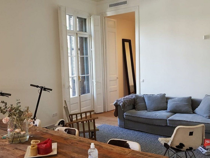 Отремонтированная квартира с балконами в районе Эшампле Эскерра, Барселона. Фото:  4