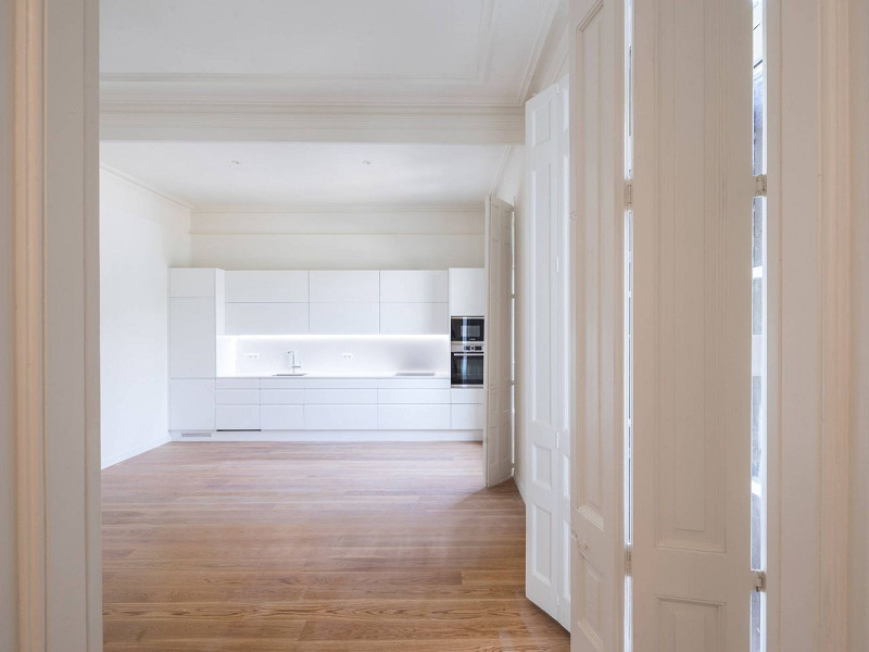 Отремонтированная квартира с балконами в районе Эшампле Эскерра, Барселона. Фото:  5