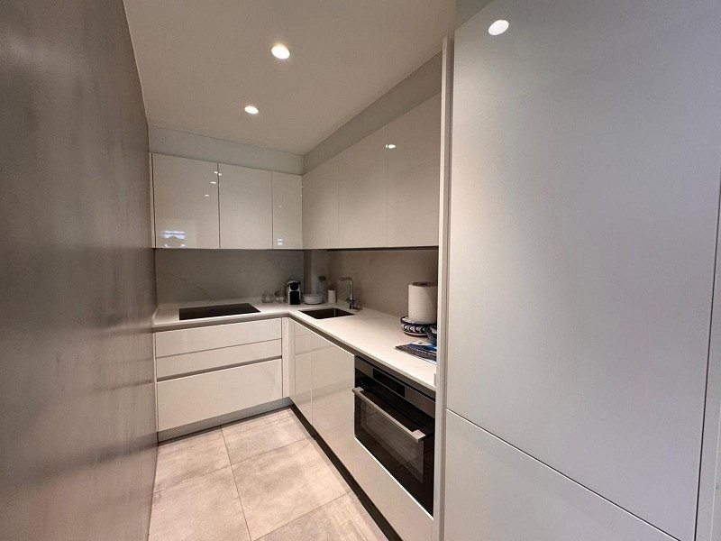 Квартира с террасой и видом на море в Плайя-д’Аро, Коста-Брава. Фото:  5