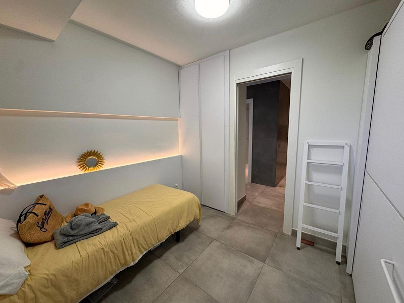 Квартира с террасой и видом на море в Плайя-д’Аро, Коста-Брава. Фото:  12