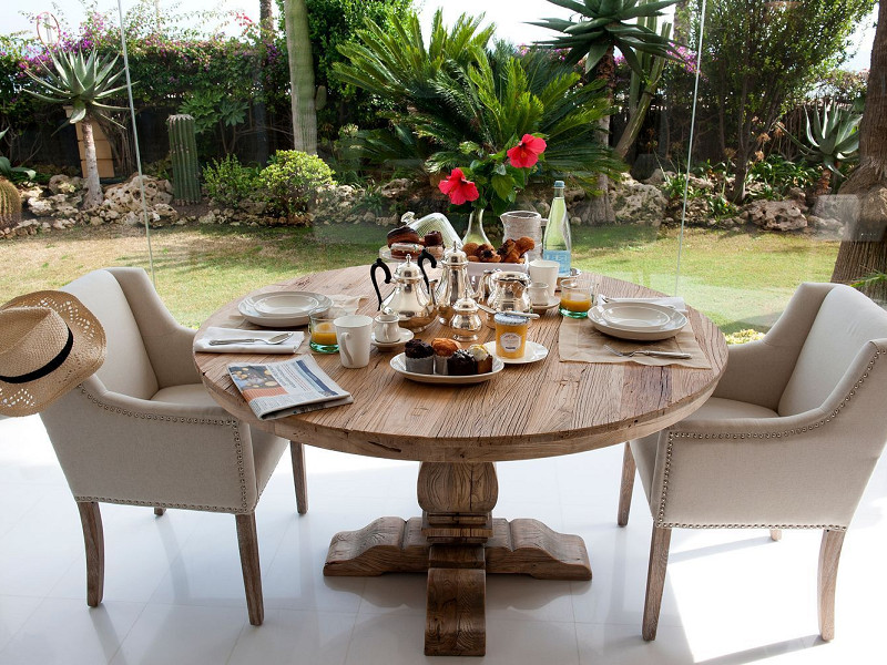 Роскошная вилла на первой линии моря с садом и бассейном в Ситжесе, Барселона. Фото:  10