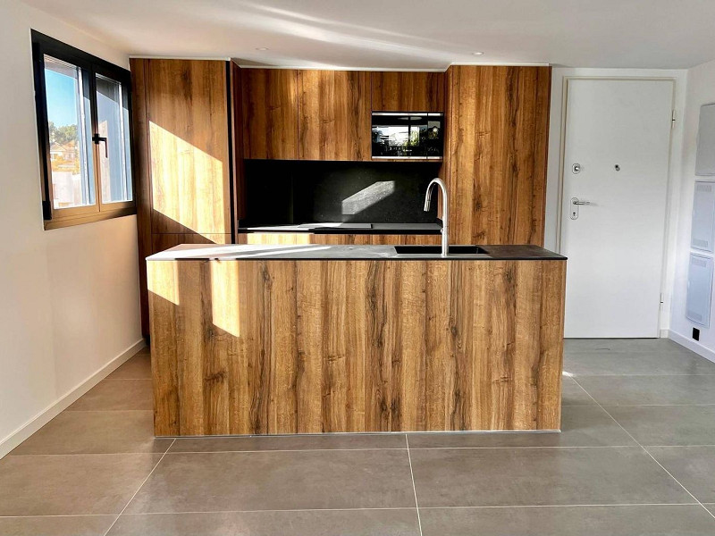 Пентхаус с частной террасой в Беллатерре, Барселона. Фото:  2