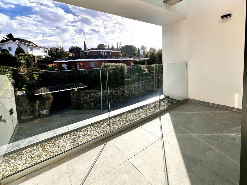 Пентхаус с частной террасой в Беллатерре, Барселона. Фото:  5